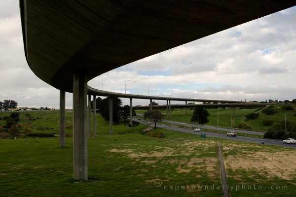 R300 fly-over the N1