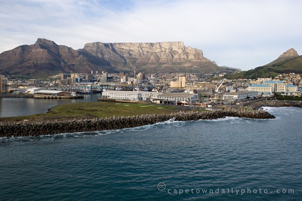 Table Mountain, one of the 7 Wonders of the World?