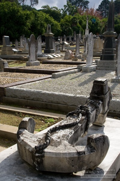 Anchor at Stellenbosch cemetery