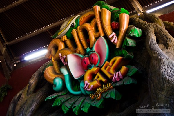 Fast food at Ratanga Junction