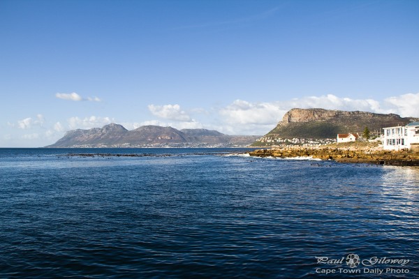 A distant Simon's Town