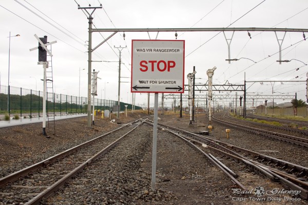 Stop, wait for Shunter