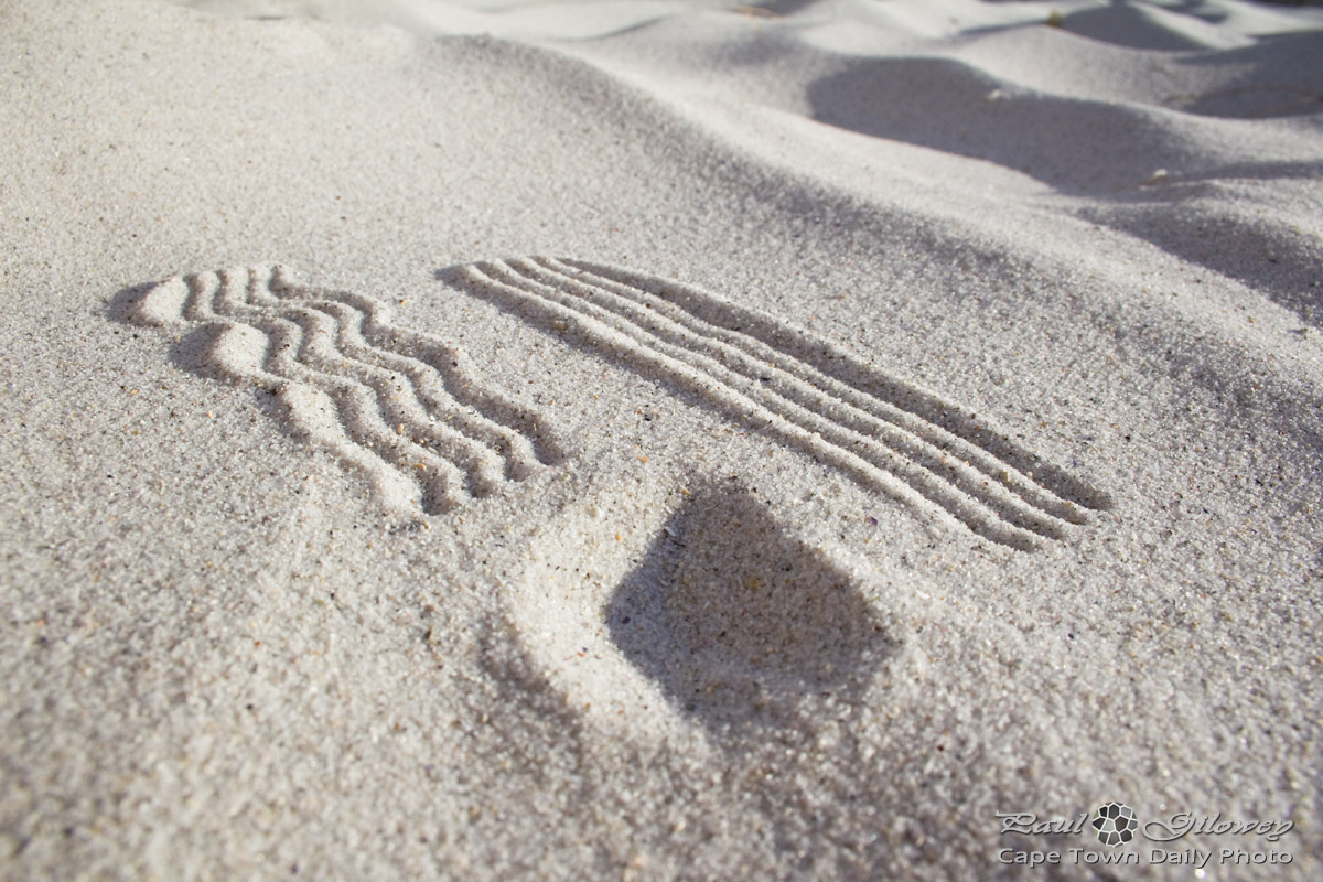 Beach-sand art